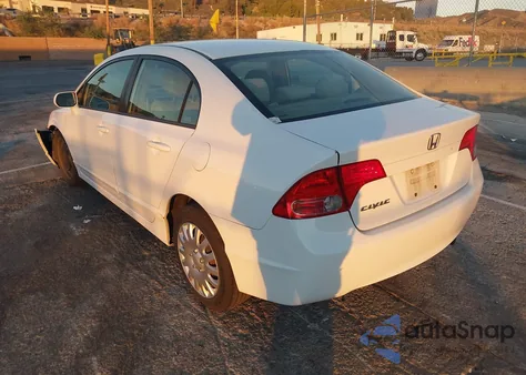 2008 Honda Civic Lx z USA, uszkodzony, nr VIN 2HGFA16548H525653